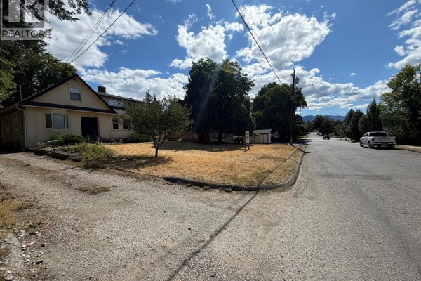 3201n 19 Street, Vernon, BC V1T4B6 Photo 5