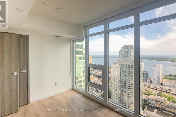 3205 - 1 Concord Cityplace Way, Toronto, ON M5V0X3 Photo 5