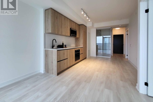 Primary Bedroom - 3205 - 117 Broadway Avenue, Toronto, ON M4P1V3 Photo 4
