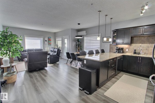 Kitchen - #3207 7347 South Terwillegar Dr Nw, Edmonton, AB T6R0M3 Photo 3