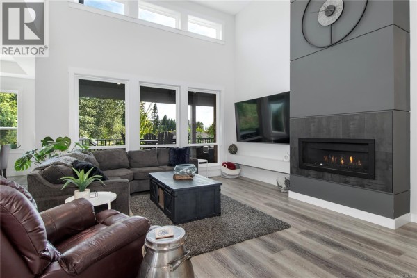 Living room - 3207 Nathan Pl, Campbell River, BC V9H0A9 Photo 5