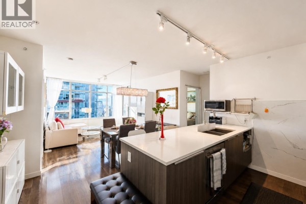 3208 6461 Telford Avenue, Burnaby, BC V5H0B7 Photo 4