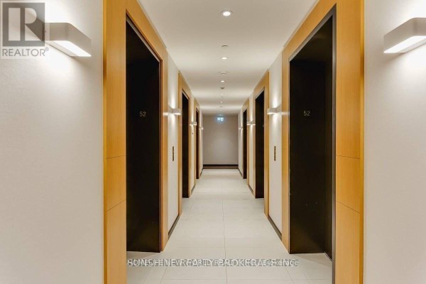 Den - 3209 - 11 Wellesley Street W, Toronto, ON M4Y0G4 Photo 5