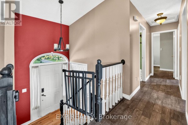Bedroom 2 - 3209 Young Avenue, Fort Erie, ON L0S1N0 Photo 4