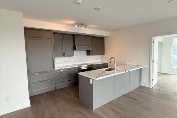 Primary Bedroom - 321 - 2452 Bloor Street W, Toronto, ON M6S4E4 Photo 2
