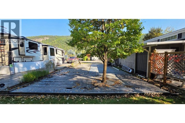 321 Copper Avenue N Unit# 29, Greenwood, BC V0H1J0 Photo 4