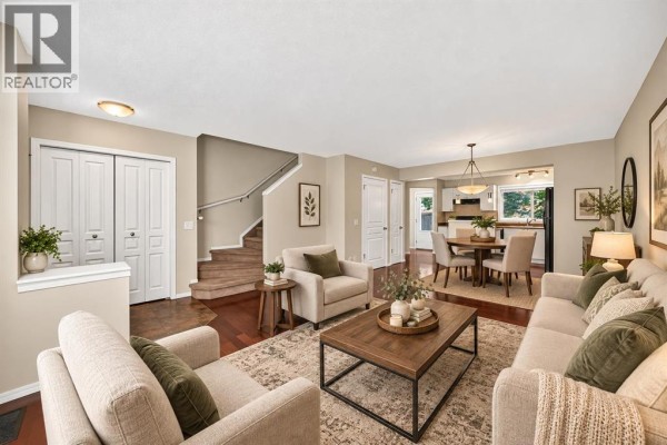 321 Elgin Point Se, Calgary, AB, photo 2