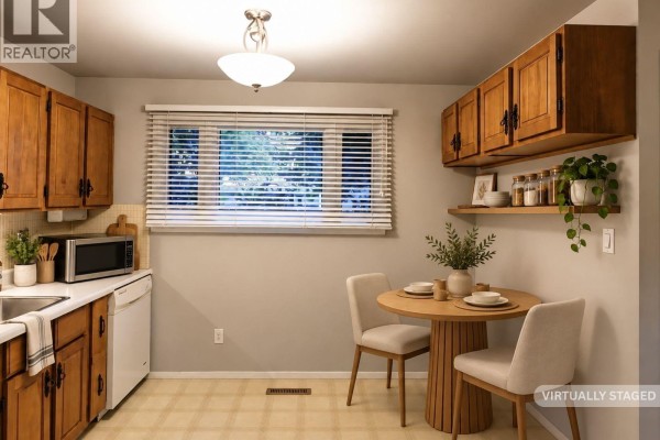 3pc Bathroom - 321 Winnipeg Avenue N, Saskatoon, SK S7L3P3 Photo 3