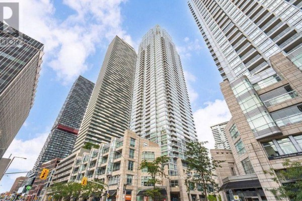 3210 - 2191 Yonge Street, Toronto, ON, photo 2