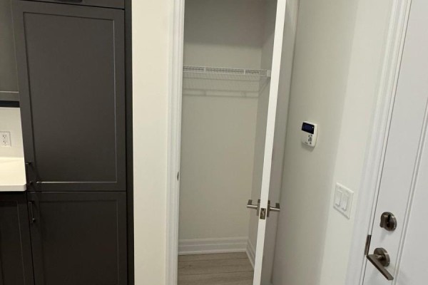Bedroom 2 - 3210 - 30 Elm Drive W, Mississauga, ON L5B0N6 Photo 5