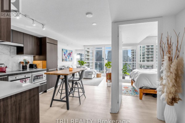 3210 - 70 Queens Wharf Road, Toronto, ON M5V0J2 Photo 5