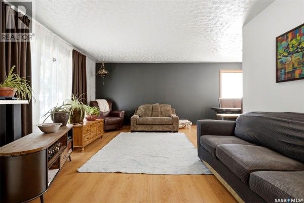 Bedroom - 3210 Parliament Avenue, Regina, SK S4S2L8 Photo 4