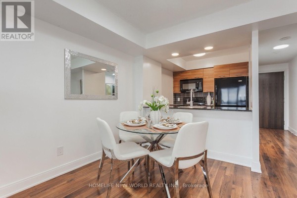 Dining room - 3211 - 125 Village Green Square, Toronto, ON M1S0G3 Photo 2
