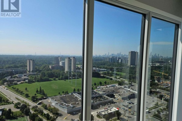 3211 - 15 David Salomon Drive, Toronto, ON M3C1E7 Photo 4
