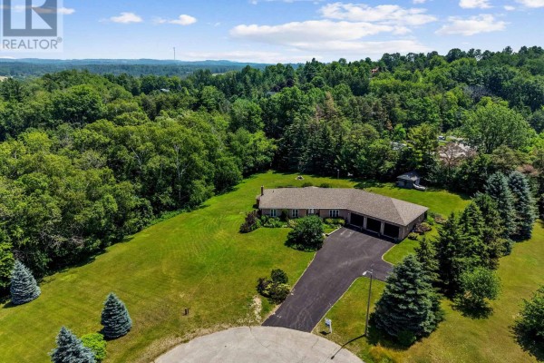 3211 Charbrook Crescent, Cobourg, ON, photo 2