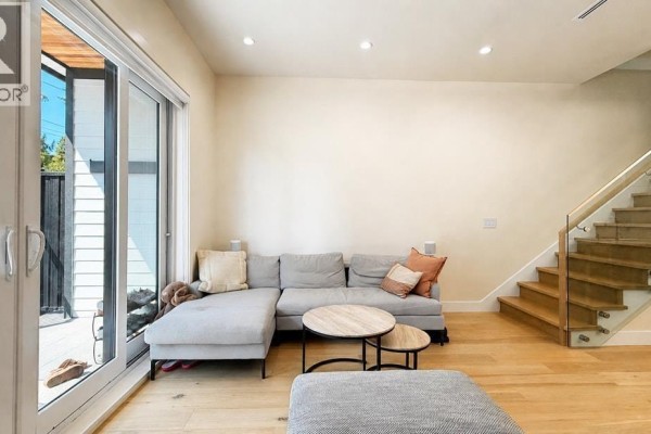 3214 W King Edward Avenue, Vancouver, BC V6L1V7 Photo 5