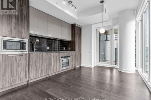 3215 - 115 Blue Jays Way, Toronto, ON, photo 3