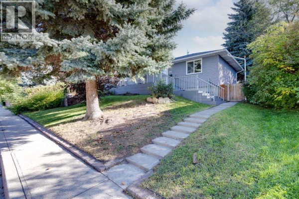 Dining room - 3216 15 Street Nw, Calgary, AB T2L0K1 Photo 3