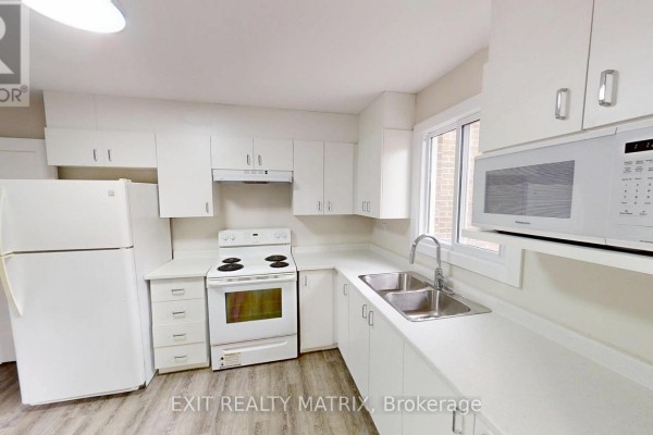 Dining room - 3217 Bannon Way, Ottawa, ON K1T1T2 Photo 5
