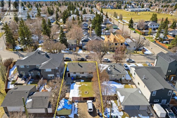 Kitchen - 3218 29 Street Sw, Calgary, AB T3E2L1 Photo 4