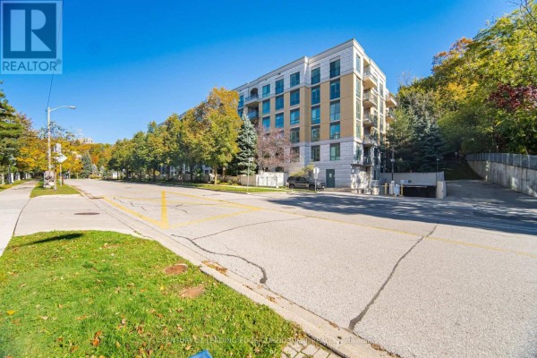 322 - 11 William Carson Crescent, Toronto, ON M2P2G1 Photo 3