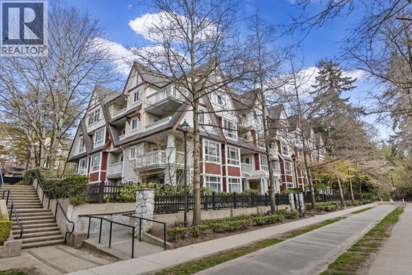 322 6833 Village Green, Burnaby
