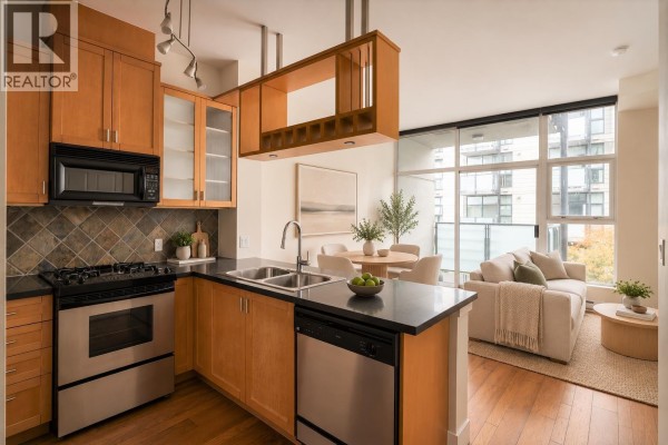 322 8988 Hudson Street, Vancouver, BC, photo 2