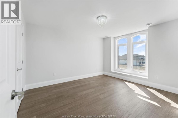 3pc Ensuite bath - 322 Benson, Amherstburg, ON N9V0G7 Photo 2