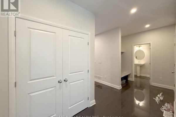 322 Lysander Place, Ottawa, ON K1K4K7 Photo 5