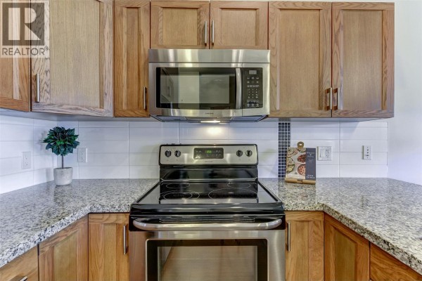 Kitchen - 3220 Skyview Lane Unit# 202, West Kelowna, BC V4T3J4 Photo 4