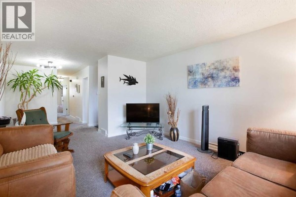 3222/3224 14 Street Nw, Calgary, AB T2K1H8 Photo 5