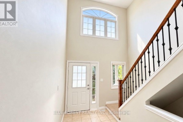 3224 Meadowgate Boulevard, London South, ON, photo 3