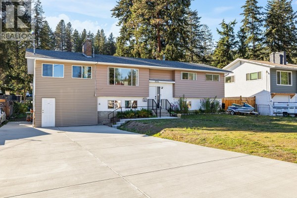 3226 Mcmahon Road, West Kelowna
