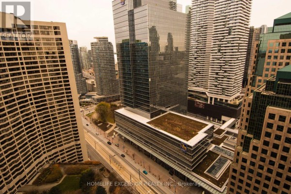 3227 - 33 Harbour Square, Toronto, ON, photo 3