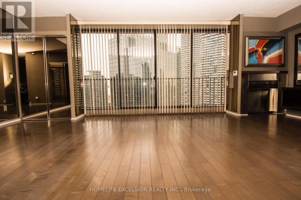 3227 - 33 Harbour Square, Toronto, ON M5J2G2 Photo 5