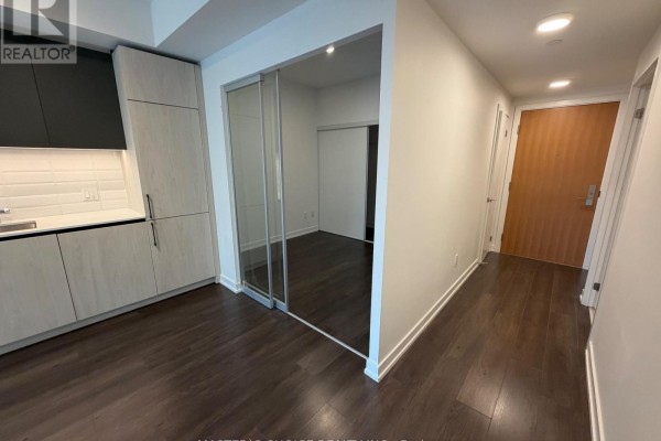 Dining room - 323 - 150 Logan Avenue, Toronto, ON M4M0E4 Photo 5