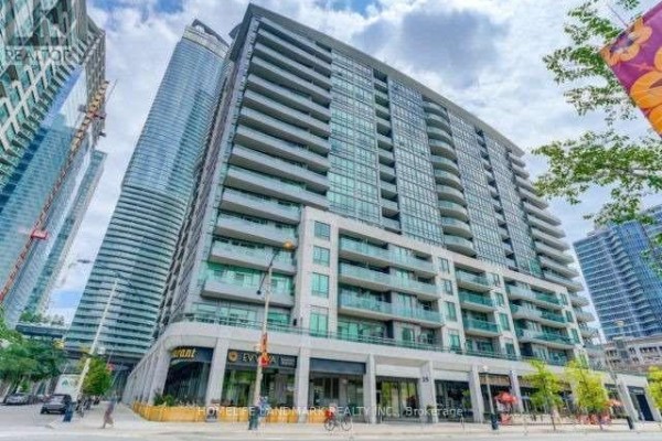 Living room - 323 - 25 Lower Simcoe Street, Toronto, ON M5J3A1 Photo 2
