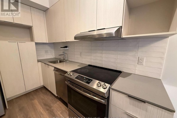 Kitchen - 323 - 2520 Eglinton Avenue W, Mississauga, ON L5M0Y4 Photo 5