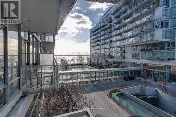 Dining room - 323 - 29 Queens Quay E, Toronto, ON M5E0A4 Photo 2