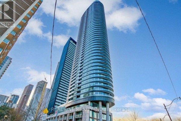 323 - 585 Bloor Street E, Toronto