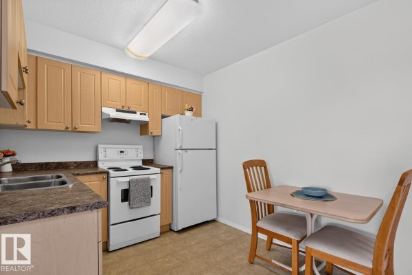 #323 8802 Southfort, Fort Saskatchewan, AB T8L4R6 Photo 4