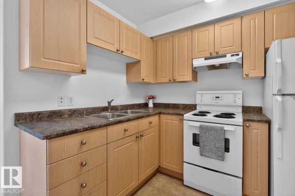 #323 8802 Southfort, Fort Saskatchewan, AB T8L4R6 Photo 5