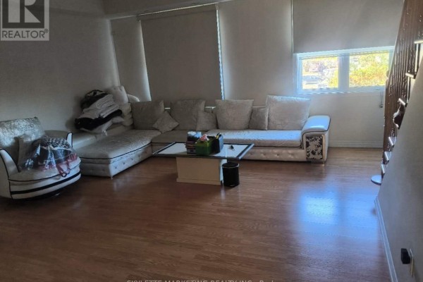 323 Aldergrove Drive, Markham, ON L3R2L8 Photo 5