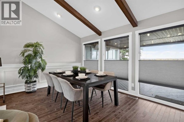 Family room - 323 Parkview Crescent Se, Calgary, AB T2J4N8 Photo 5