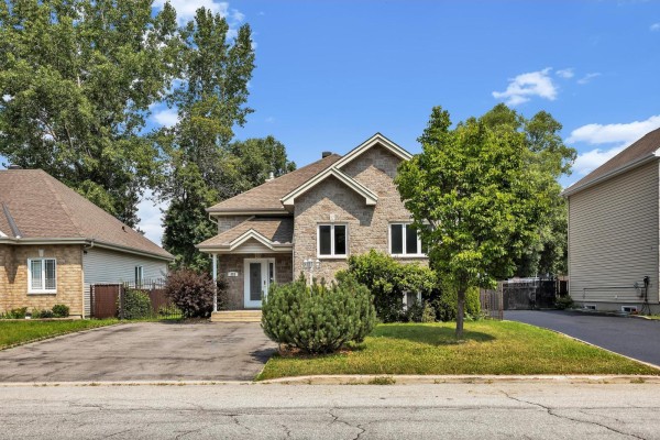 323 Rue Le Gallois, Gatineau Residential Sold $799,000