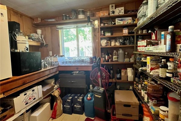 Kitchen - 323 Sawmill Rd, Cortes Island, BC V0P1Z0 Photo 5