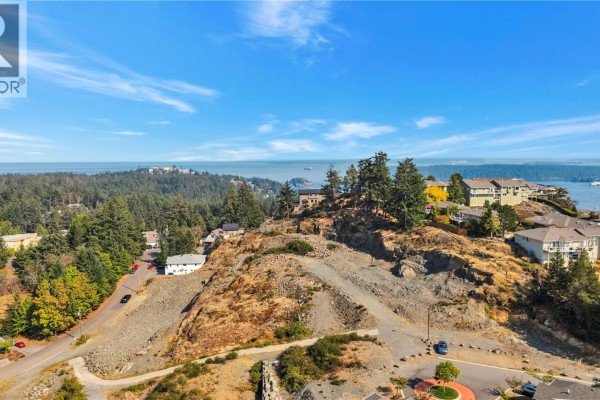 3231 Lauren Mary Pl, Nanaimo, BC, photo 2