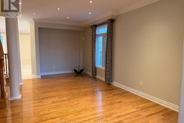 Family room - 3232 Escada Drive, Mississauga, ON L5M7V5 Photo 5