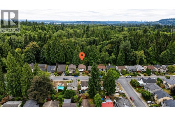 3232 Salt Spring Avenue, Coquitlam, BC V3E1E9 Photo 5