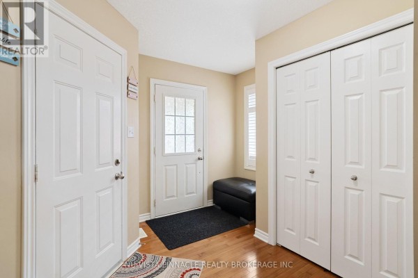 Bedroom - 3237 Bayham Lane, London South, ON N6P1V8 Photo 5